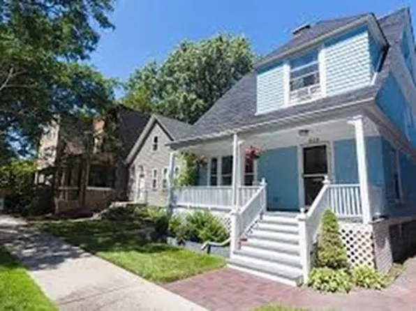 825 Hamlin St, Evanston, IL 60201