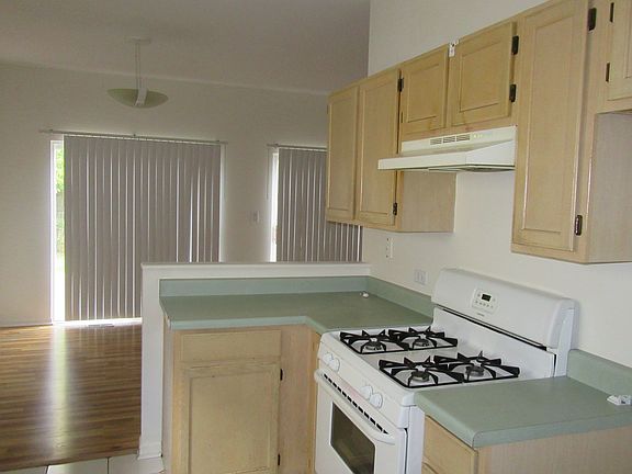 5th image of 16944 W Serranda Dr