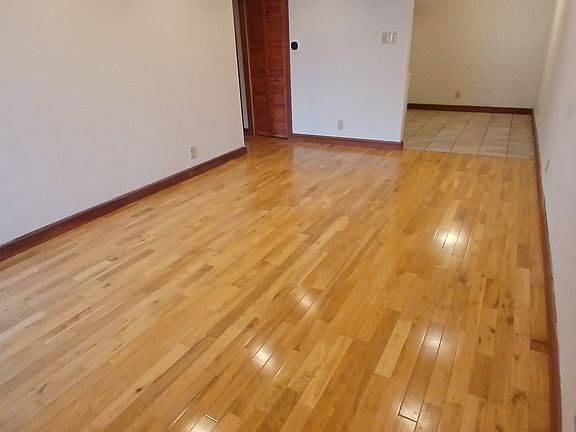 3rd image of 8536 Webshire Ln APT C