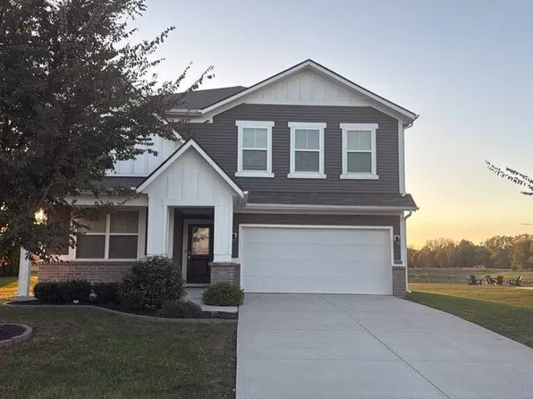 2466 Dixon Creek Dr, Whitestown, IN 46075