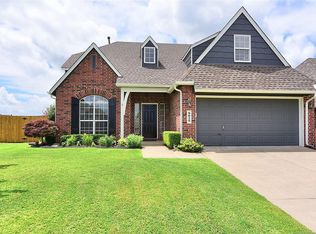 9020 E 77th Pl S, Tulsa, OK 74133