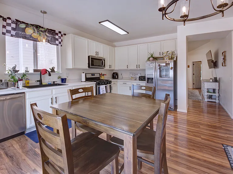 7518 Stephenville Rd — Photo 6