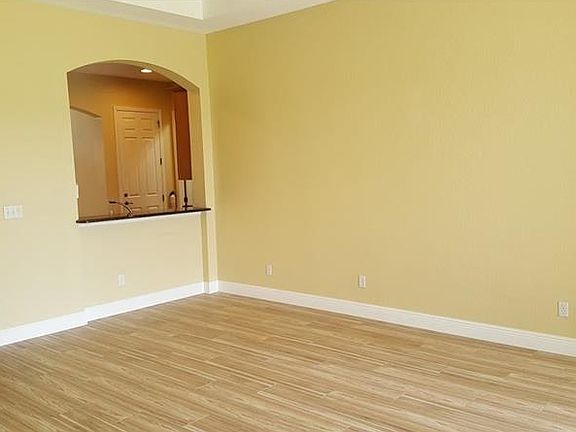 4th image of 2412 Kensington Greens Dr