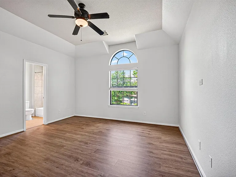 2346 Bermuda Shores Dr — Photo 21