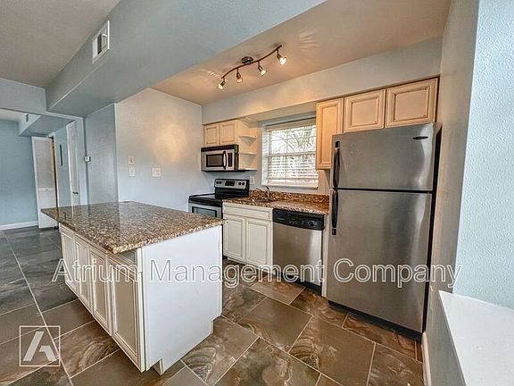 5th image of 817 Irma Ave APT 2