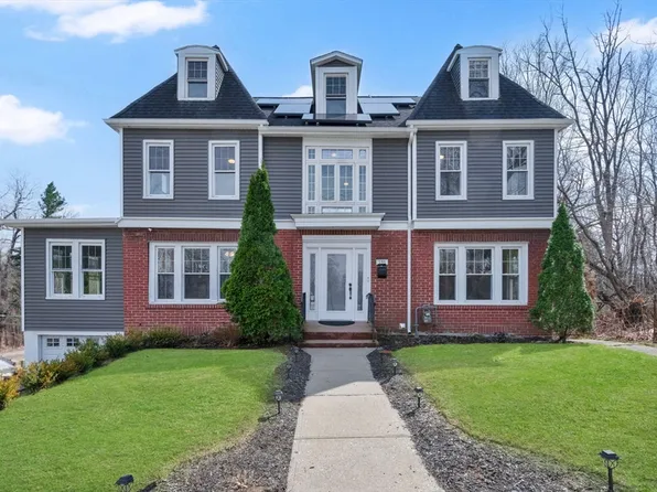 186 Belvidere St, Springfield, MA 01108