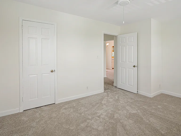 2820 S Abingdon St #C1 — Photo 20