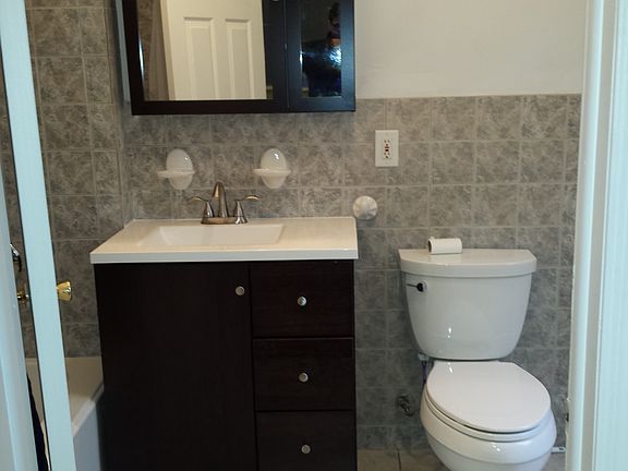 Bathroom 2 Unit 1