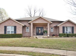 102 Windwood Cir, Tahlequah, OK 74464