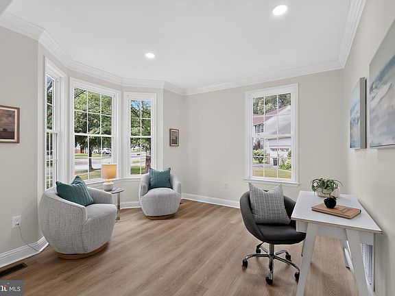 5th image of 2907 Middlebridge Ct