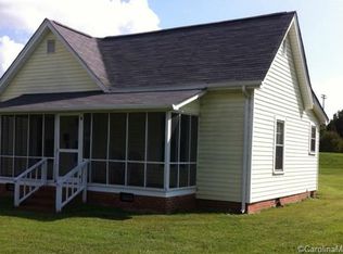 64 4th St, York, SC 29745