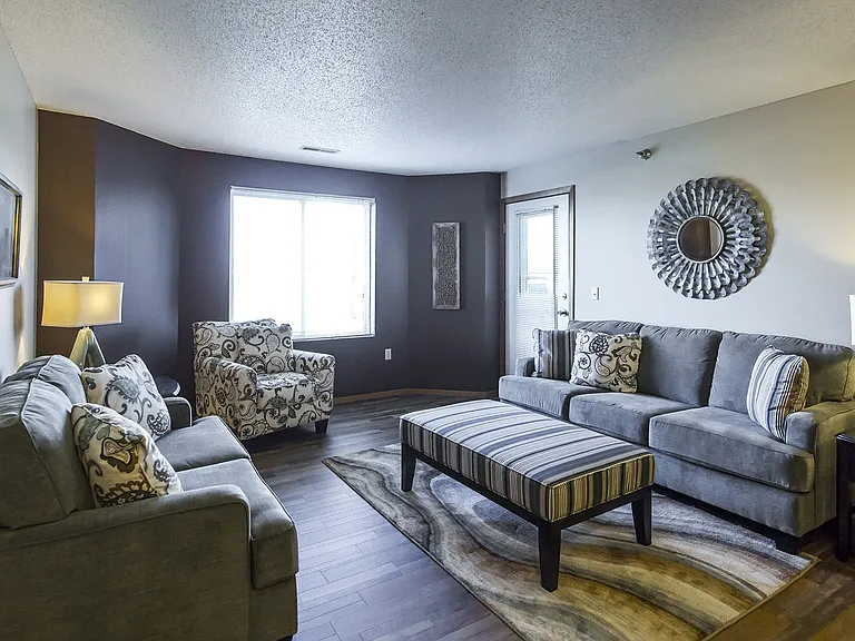 Cottonwood Apartment Homes — Photo 3