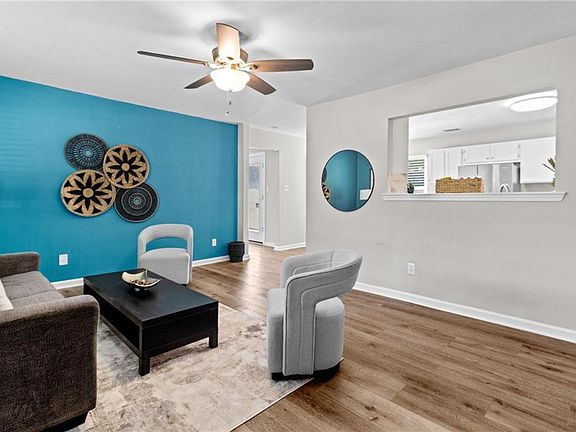 4th image of 4125 Nina Dr