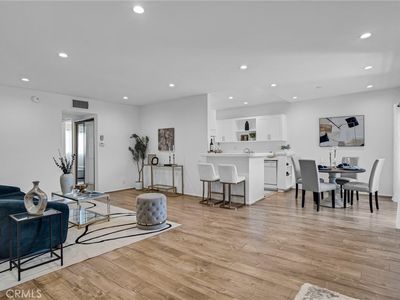 5403 Newcastle Ave APT 60, Encino, CA, 91316