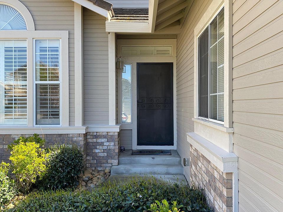 1st image of 1664 Sequoia Dr