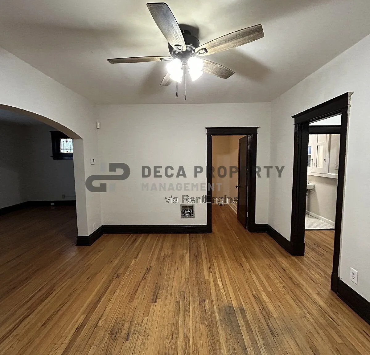 2 bed, 1.0 bath, 1147 sqft, $900 — Photo 4