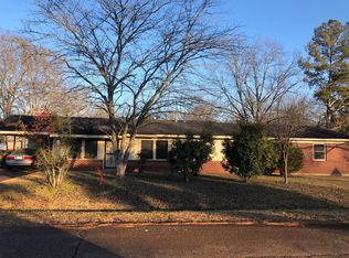 472 Martin Luther King Dr, West Point, MS 39773