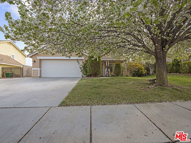 1st image of 36638 Oak Hill St