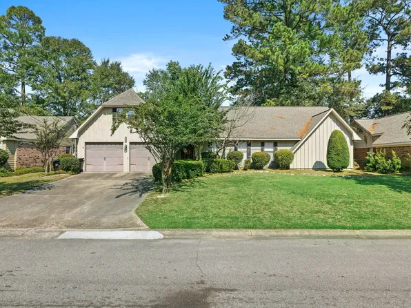 113 Comanche Dr, Hattiesburg, MS 39402