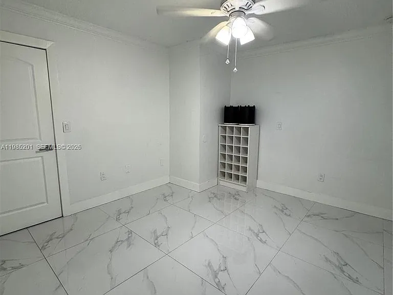 9633 SW 11th Ter — Photo 3