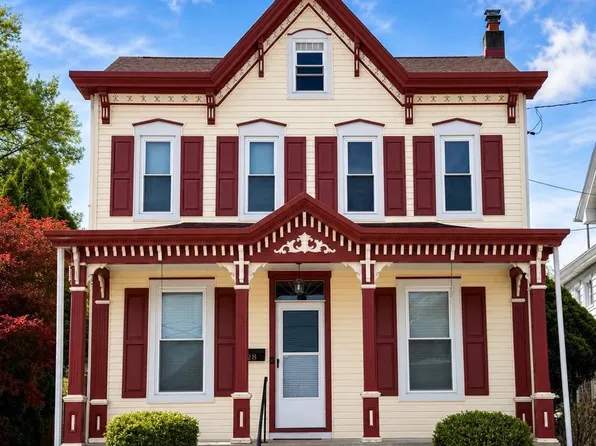 128 S Church St, Mohnton, PA 19540