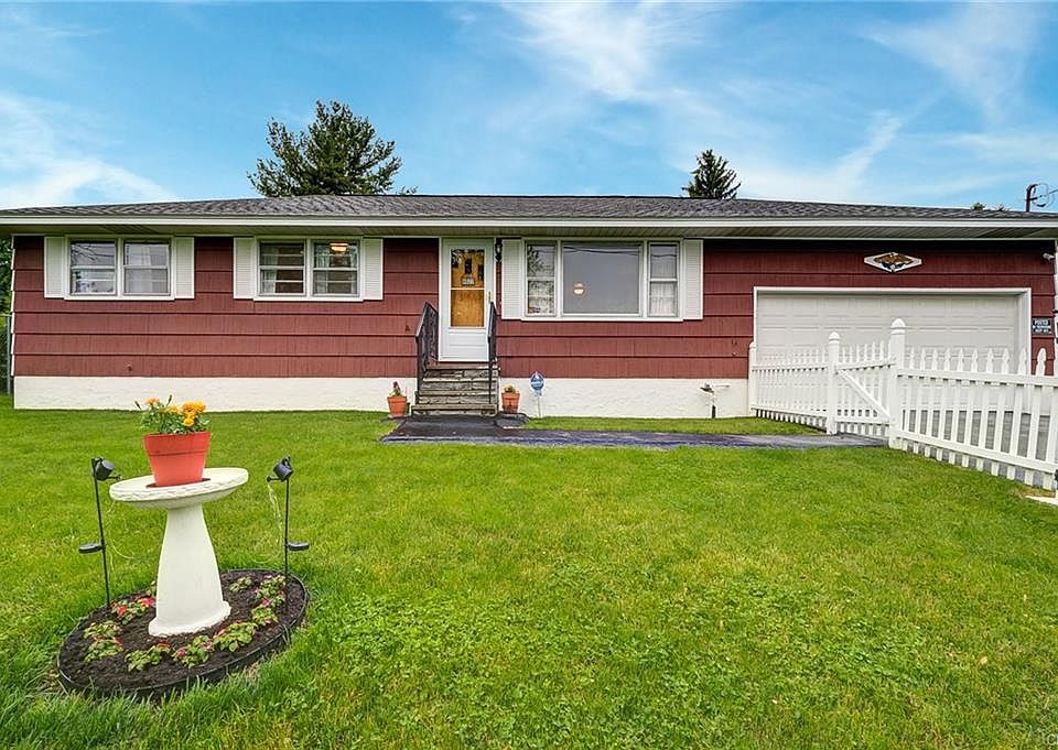 1st image of 4527 Grace Pl
