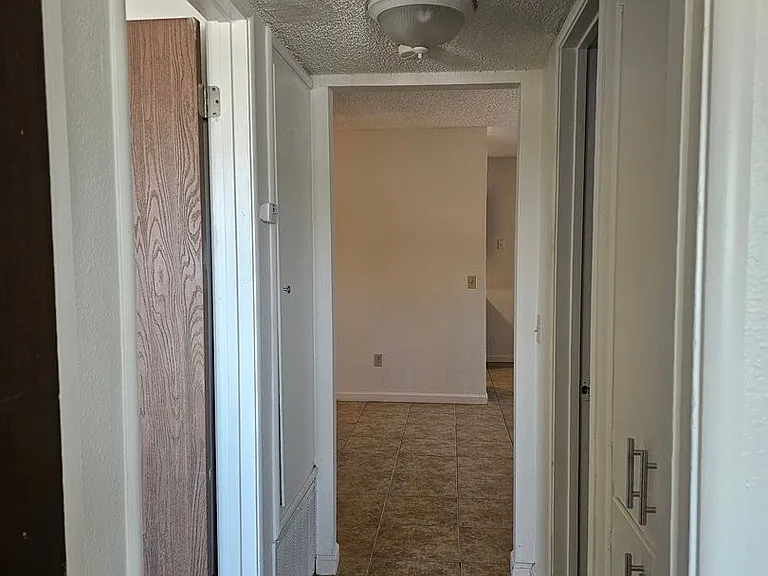 120 N Eaton Ave — Photo 18