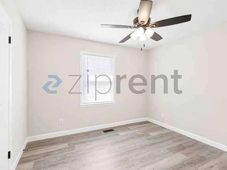 318 Nugget Ct — Photo 11