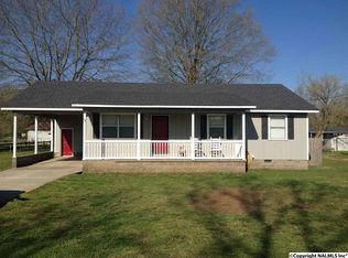 408 Oak Park Dr, Scottsboro, AL 35769