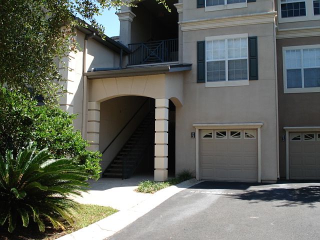 1st image of 13810 N Sutton Park Dr #314