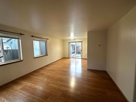 5th image of 137 99th Street Ct E
