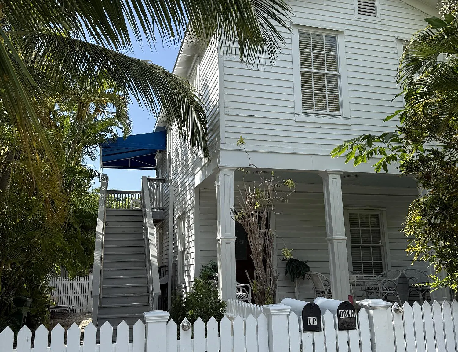 2 bed, 1.0 bath, $3,200 — Photo 1