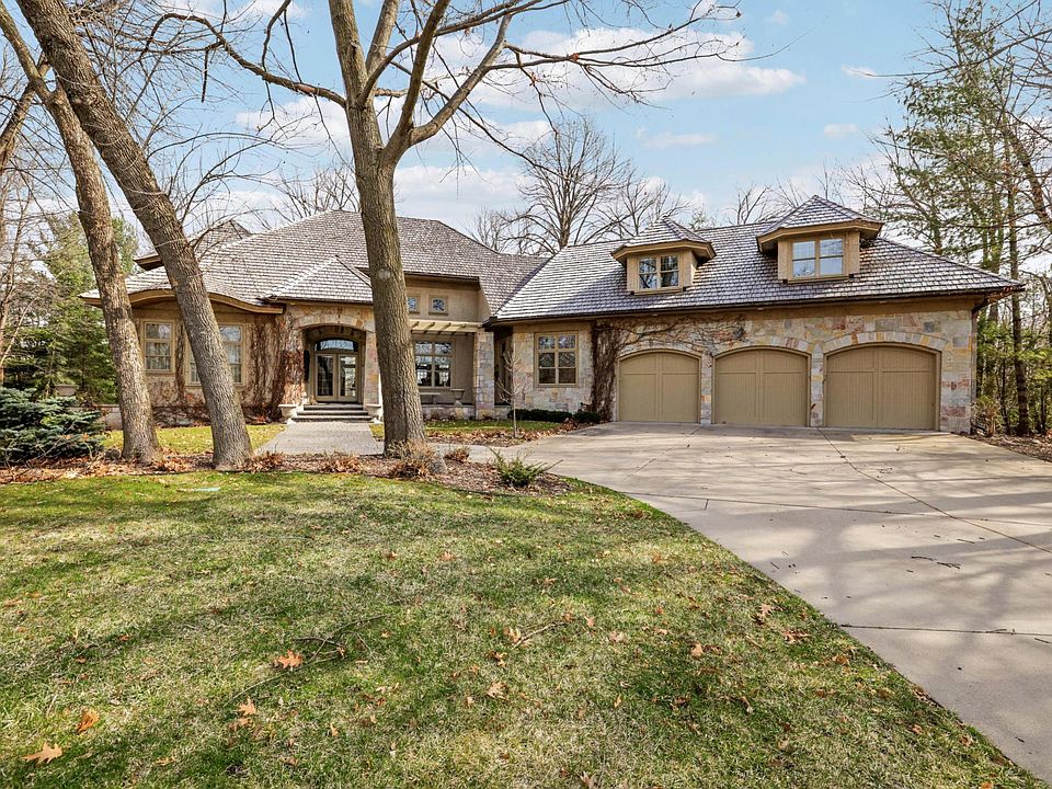 1st image of 15330 Masons Point
