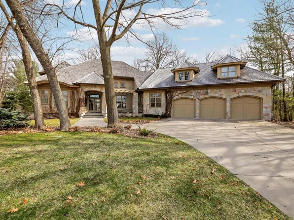 15330 Masons Point, Eden Prairie, MN 55347