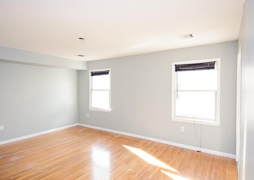 2nd image of 211 McWhorter St APT 2