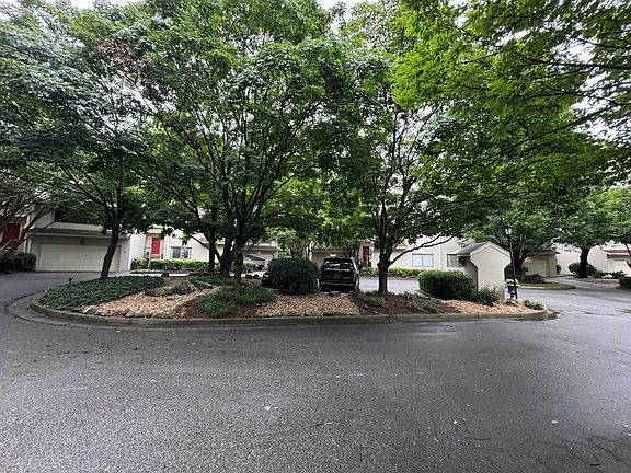 The beautiful Renaissance Park neighborhood, quietly nestled in the center of Atlanta's Historic Old Fourth Ward.