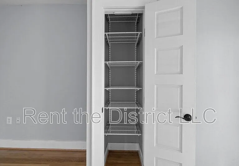 1109 M St NW #1 — Photo 15
