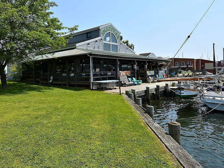 Waterfront Dining