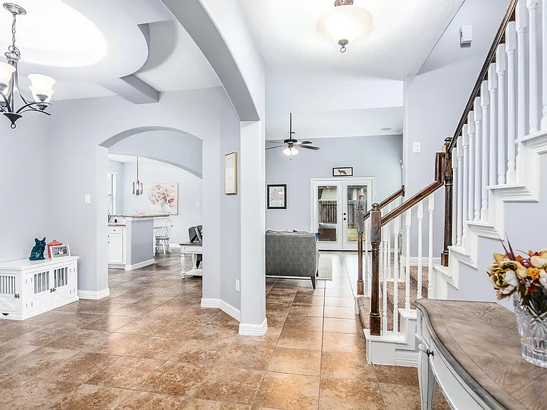 Inviting entry foyer