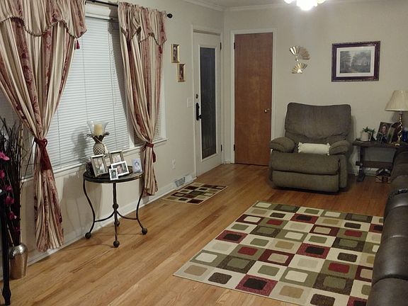 Downstairs formal livingroom