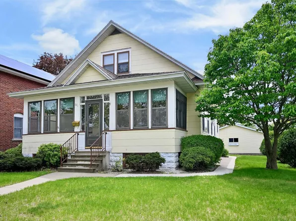 671 E King St, Winona, MN 55987