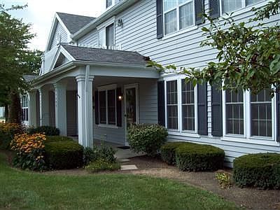 3rd image of 23362 Grist Mill Ct #16-1