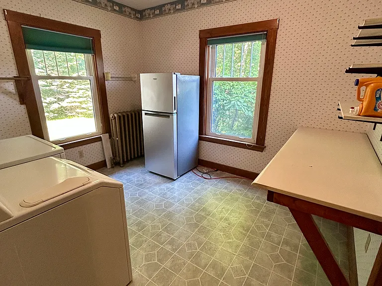 80 Western Ave — Photo 13