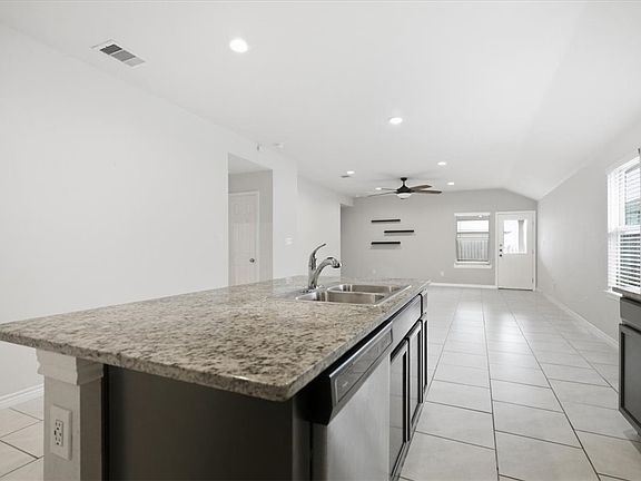 3rd image of 2338 Sky Crest Dr