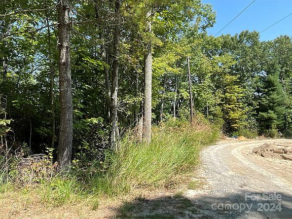 4th image of 999 Erwin Hill Dr