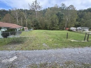 10 52nd St, Stephenson, WV 25928