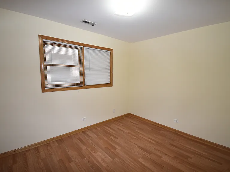 2729 W 37th Pl #GARDEN — Photo 8