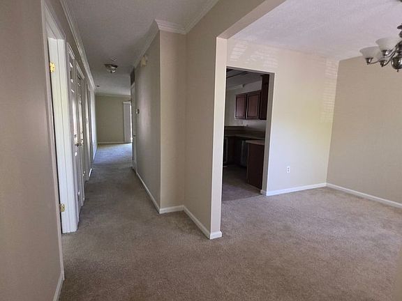3rd image of 107 Westover Ave APT 204