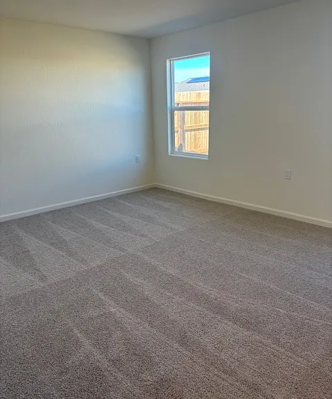 611 Skyler Ln — Photo 7
