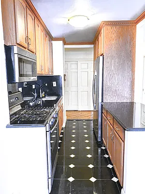 Rented by ONE Manhattan Real Estate | media 18